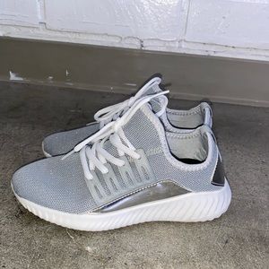 Gray Sneaker